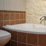Traditional Stone House With Terrace & Ping Pong Casa vacanze
