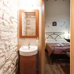Traditional Stone House With Terrace & Ping Pong Casa vacanze Varypatádes