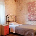 Casa vacanze Traditional Stone House With Terrace & Ping Pong