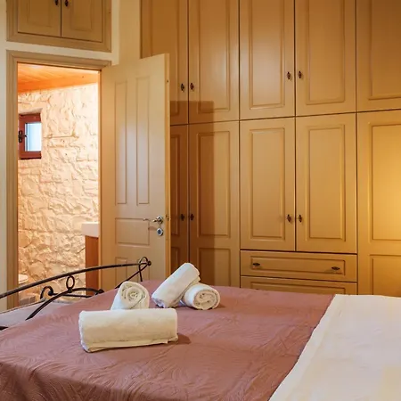 Traditional Stone House With Terrace & Ping Pong