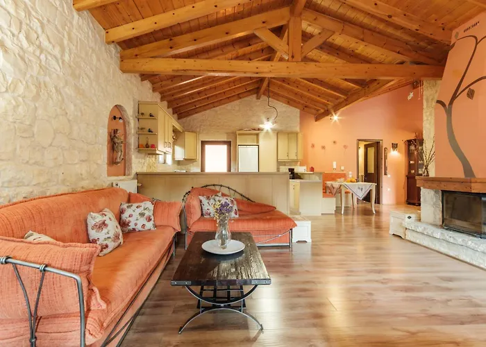 Traditional Stone House With Terrace & Ping Pong * Varypatádes